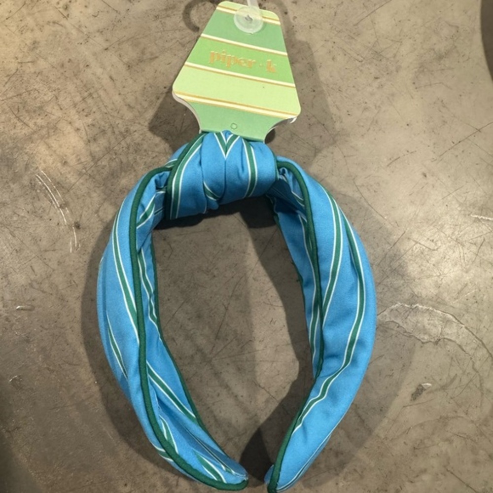 Blue and Green Striped Headband with topknot! Super comfy and cute! Versatile💙💚